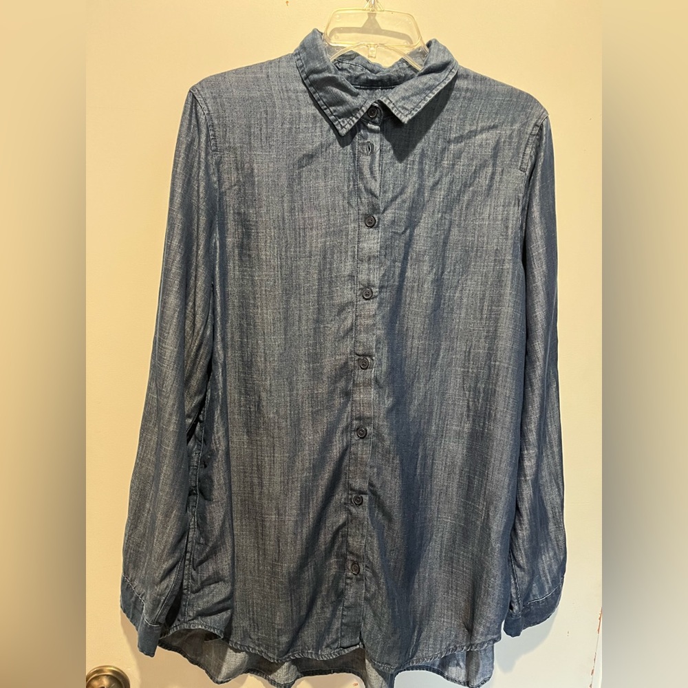Banana Republic denim shirt